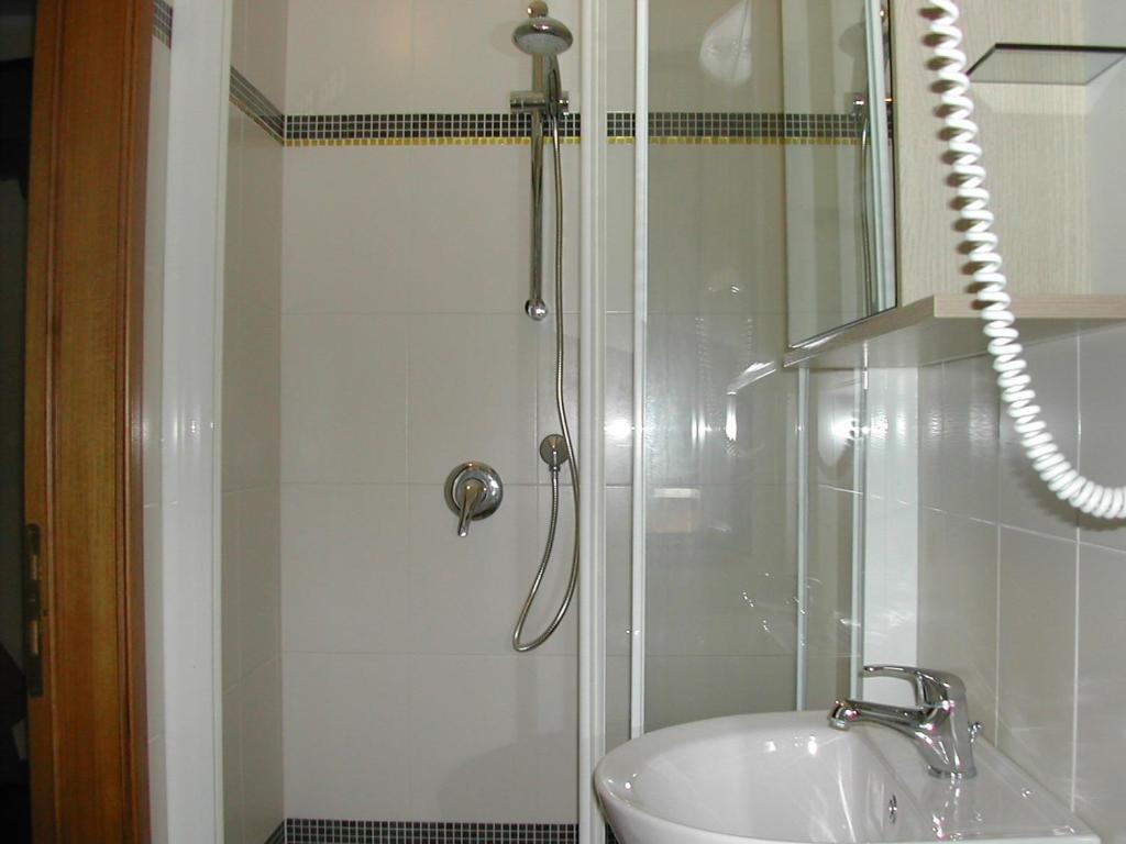 Hotel Flora Marina Di Bibbona Zewnętrze zdjęcie